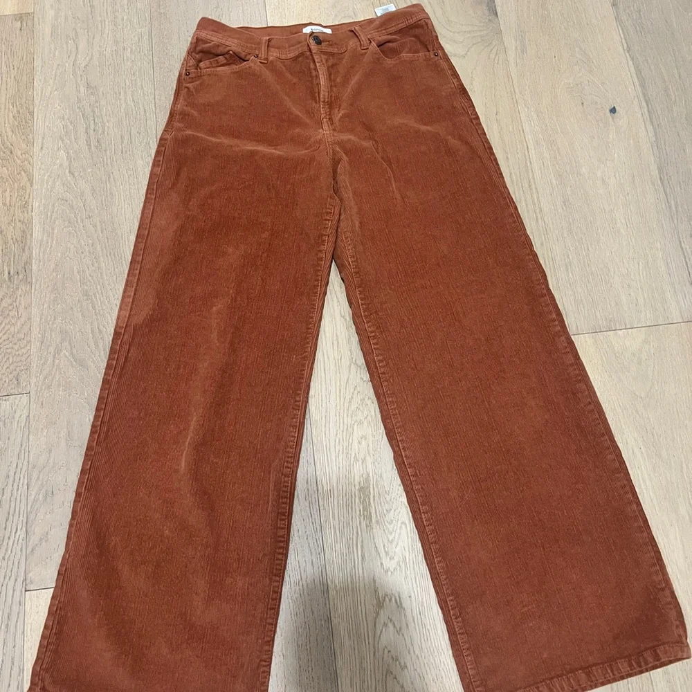 Kensie Kaya Corduroy Wide Leg Jeans - Picture 5 of 7